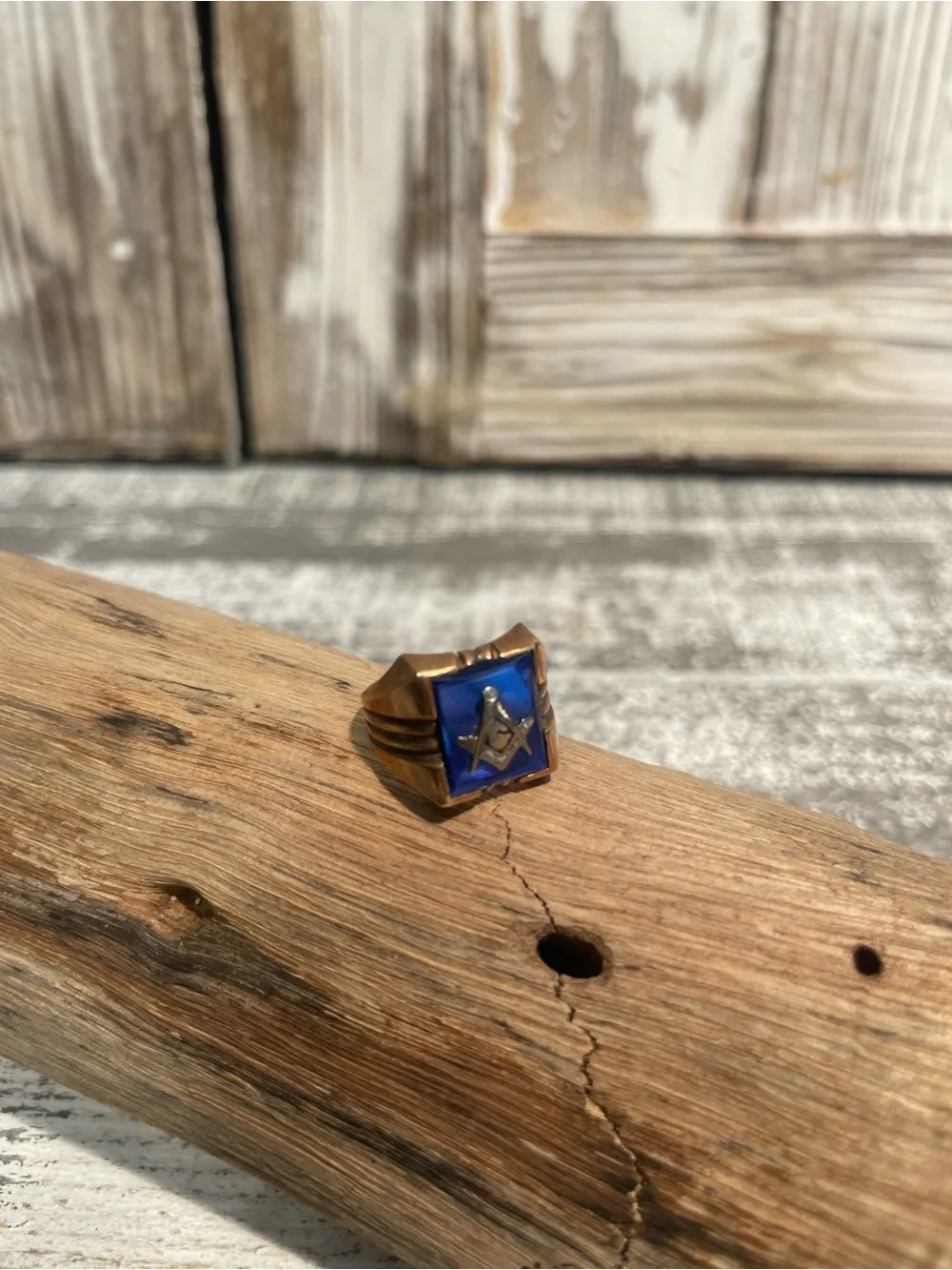 Men's Gold 10K Blue Masonic Square & Compass Signet Ring 7.86 grams